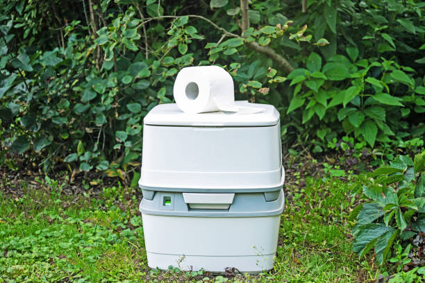 Best Portable toilet rental cost  in Summit, IL